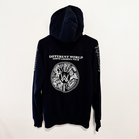 Different World British Rock Band Tour Sweatshirt Hoodie - Picture 5 of 5